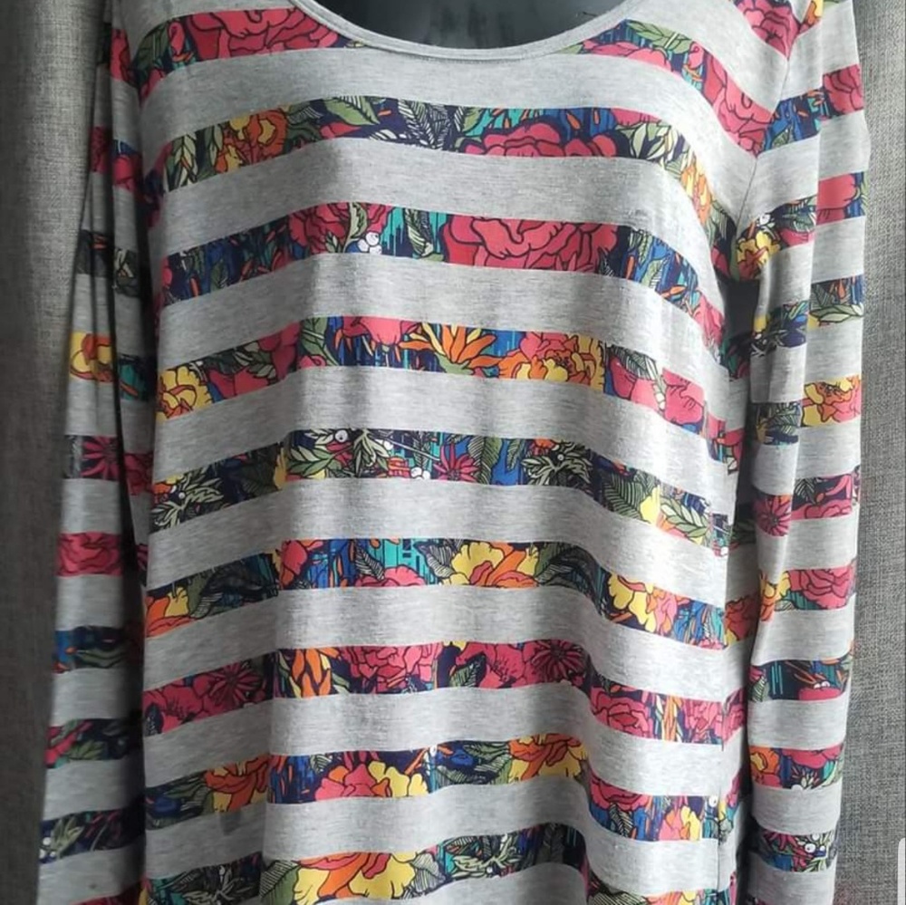 LuLaRoe Lynnae, Floral Stripe on Gray Shirt, Size